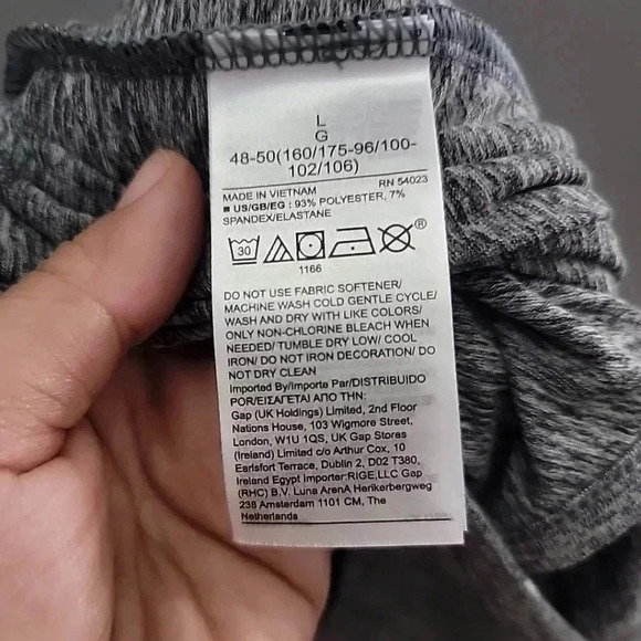 Gap V-Neck Jumpsuit NWT Large MSRP $89.00 Athletic Comfort Lounge Trendy - Picture 7 of 8